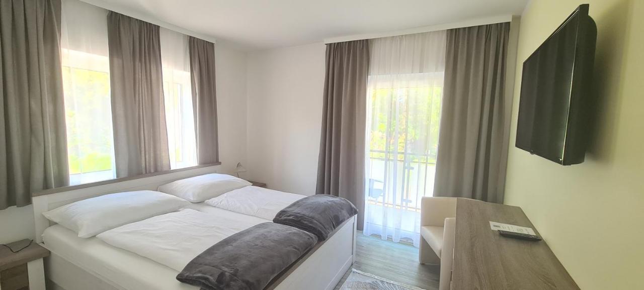 Fremdenzimmer& Appartementhaus Blassnig Finkenstein am Faaker See Eksteriør billede